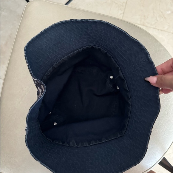 Dior bucket hat - Picture 2 of 6